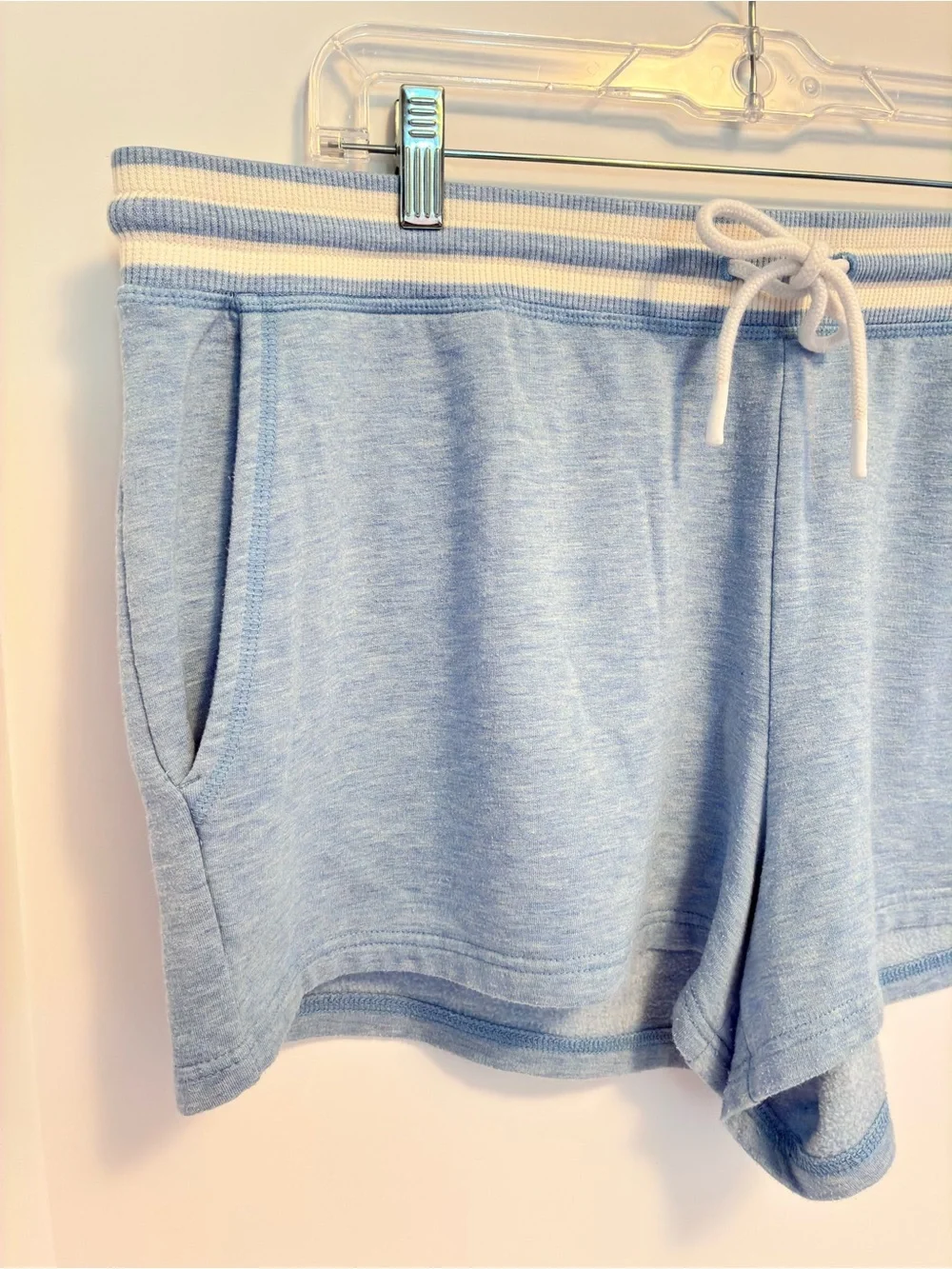 Vineyard Vines Women's Pull-On Shorts Blue Size XL